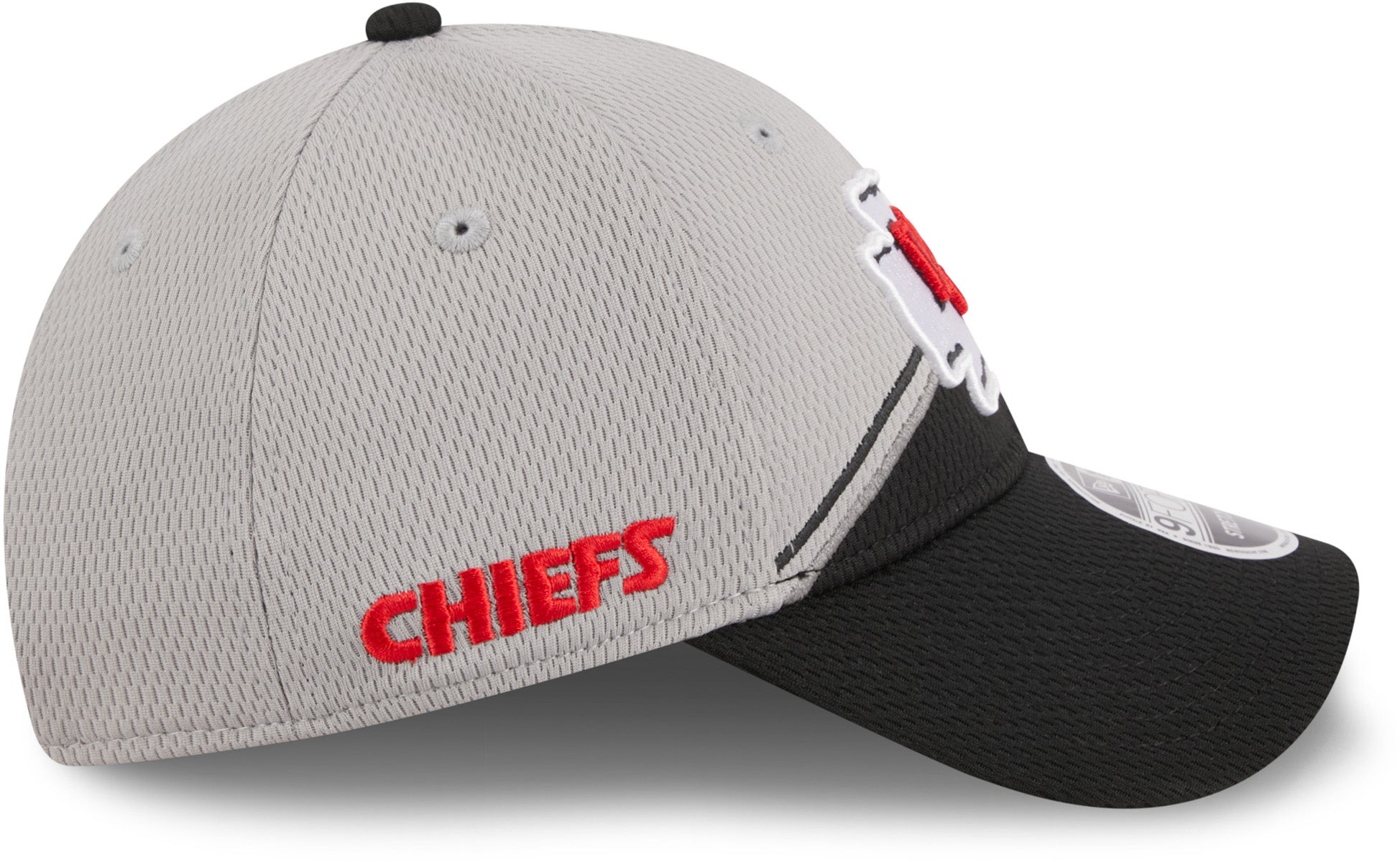 Kansas City Chiefs NFL Sideline 2023 White 9FORTY Stretch Snap Cap